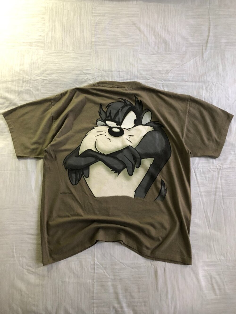 Vintage Looney Tunes Taz Wear Graphic T-shirt